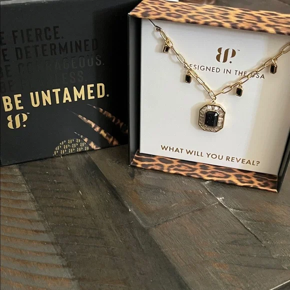 UNTAMED Pulse Between Strikes lab created Onyx Sandstone on Gold plating - Picture 2 of 7